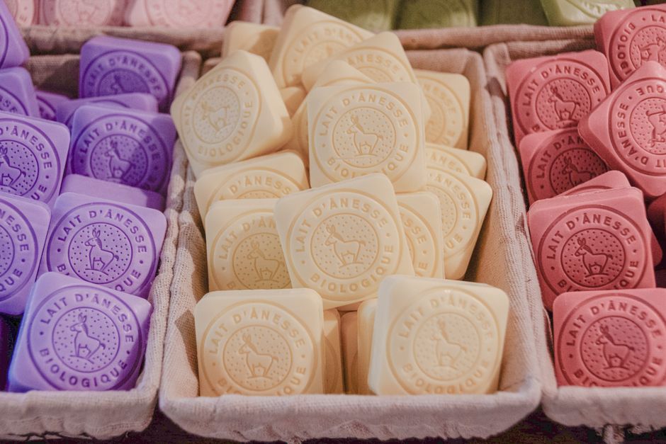 Souvenirs élégants à rapporter d’un séjour en hôtel de charme